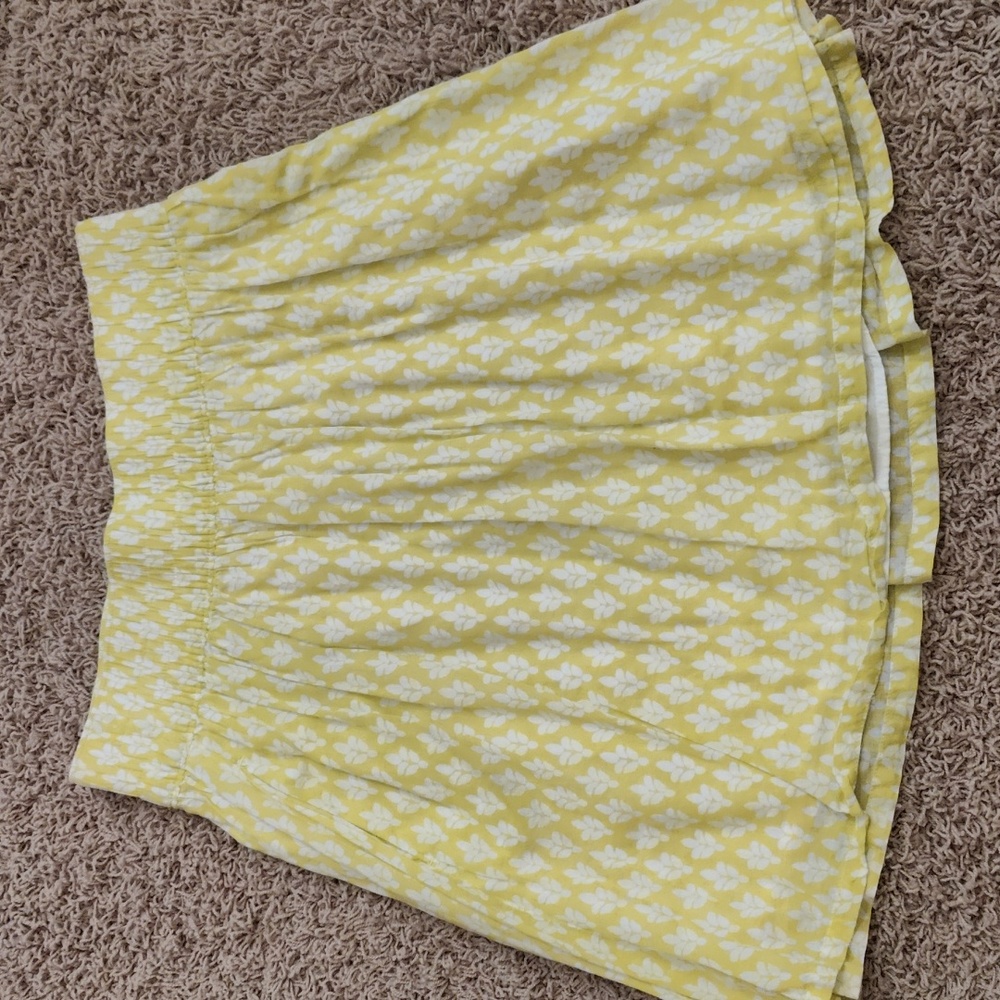 Old Navy sweater and skirt size XS